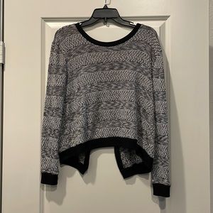 Open back sweater from Lush (M)